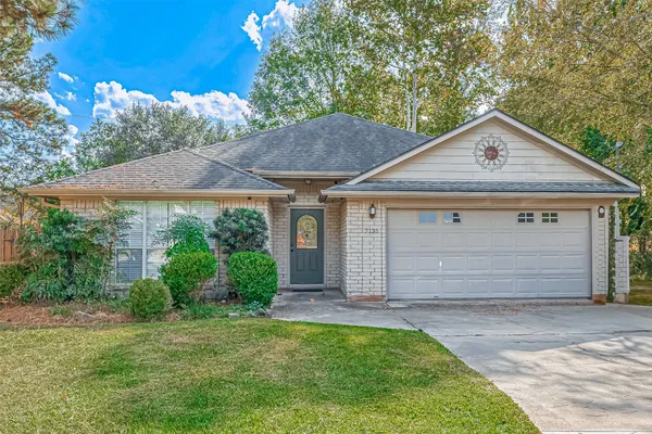 $2,200 | 7135 Woodland Oaks, Magnolia, TX 77354