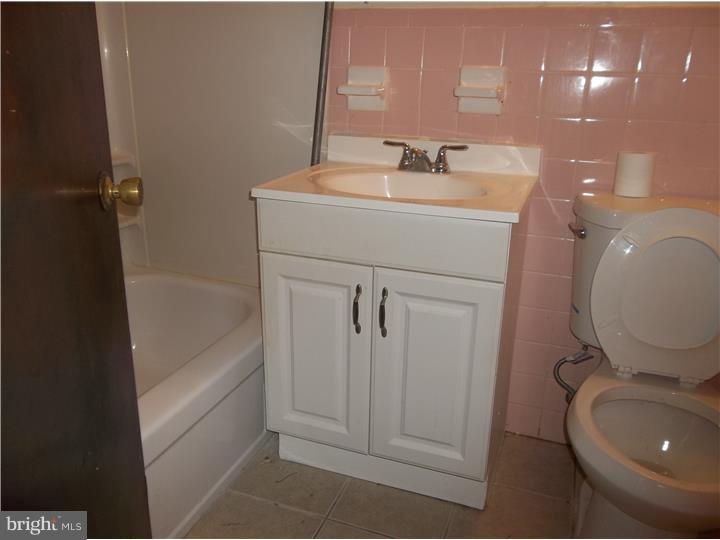 9196 Ryerson Road Philadelphia, PA 19114 - Photo 4 of 13 Unit #1