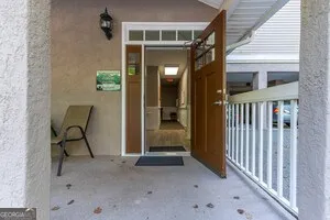 a view of front door and porch