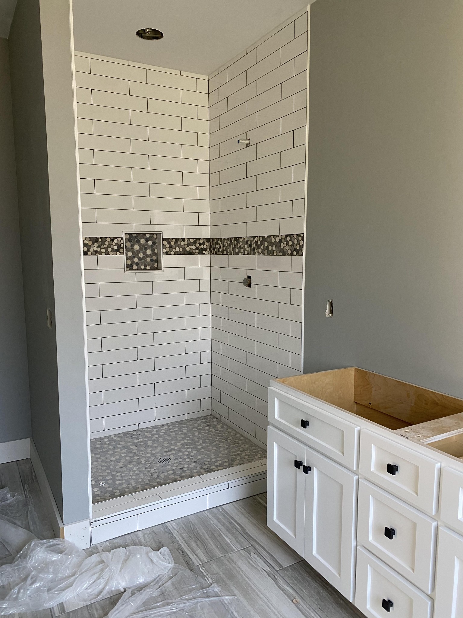 367 Duck River Road Manchester, TN 37355 - Photo 8 of 12 a bathroom with a shower