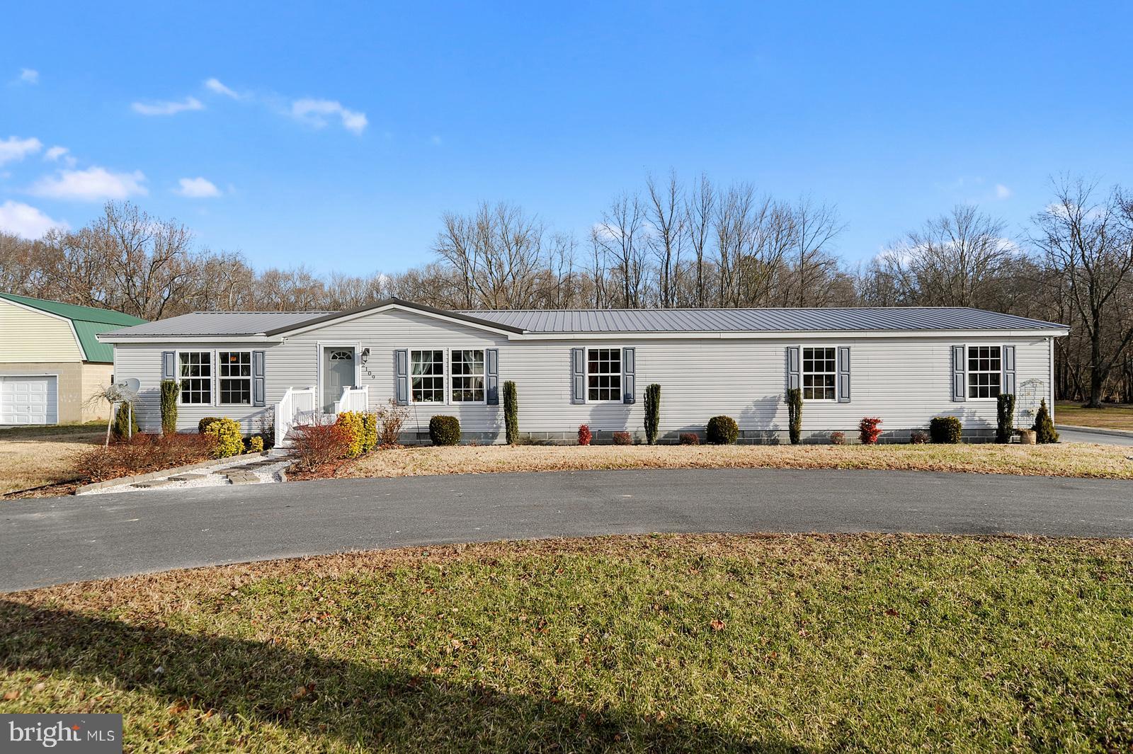 2109 Hartly Road Hartly, DE 19953 - Photo 1 of 27 Gallery Image 1
