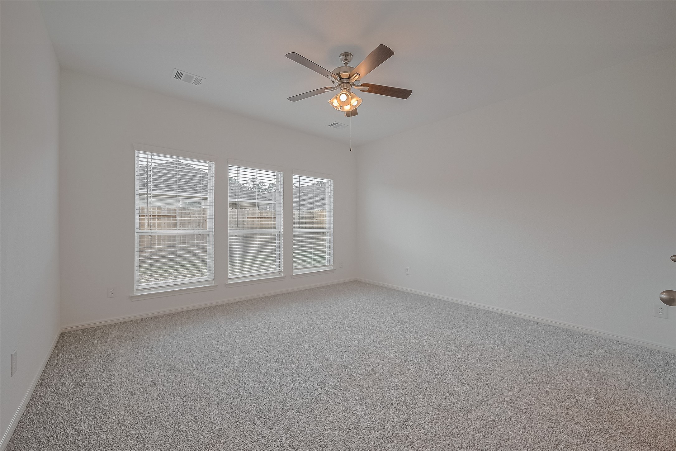 20847 Attalos Stoa Road Crosby, TX 77532 - Photo 11 of 32