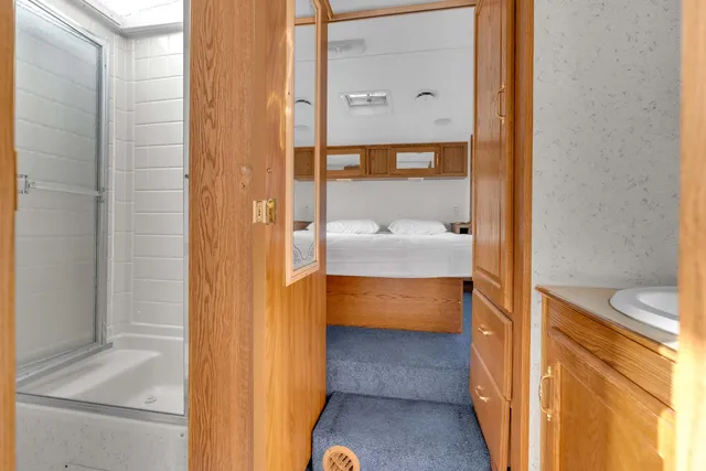 $1,695 | 12712 East McKinley Avenue, Sanger, CA 93657