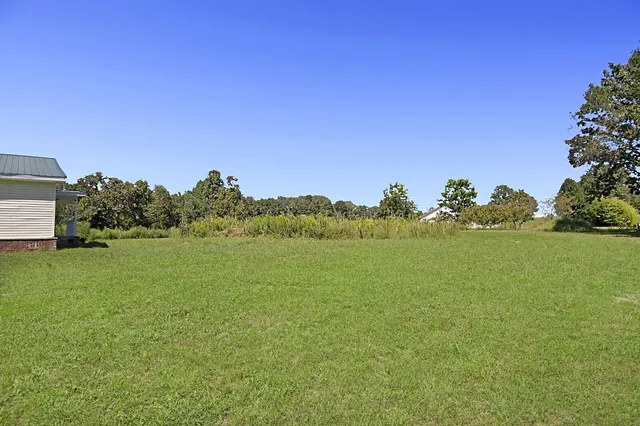 $300,000 | 110 Dr Ibrahim Lane, Summertown, TN 38483