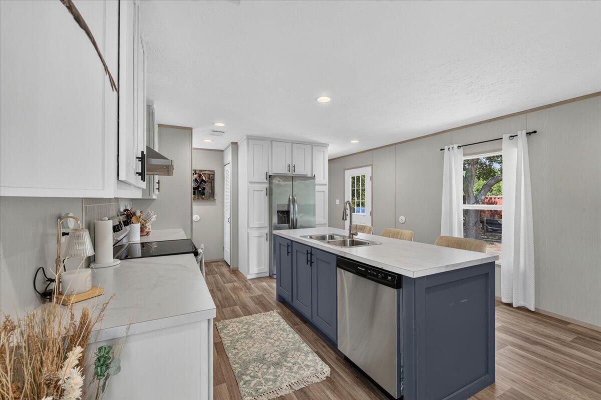 956 Tiger Loop St. Stephen, SC 29479 - Photo 8 of 30 Kitchen