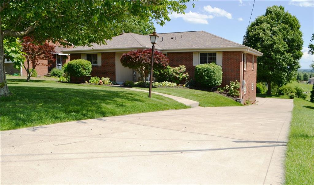 108 Lincoln Road Clairton, PA 15025 - Photo 21 of 21 Level Walk-Up Front Yard & Covered Front Porch.