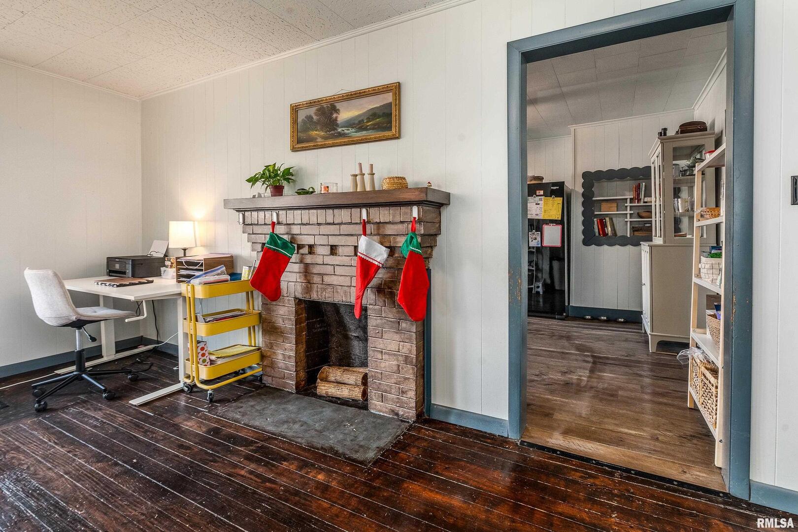 501 South Buchanan Street Marion, IL 62959 - Photo 9 of 32 a view of a storage & utility room