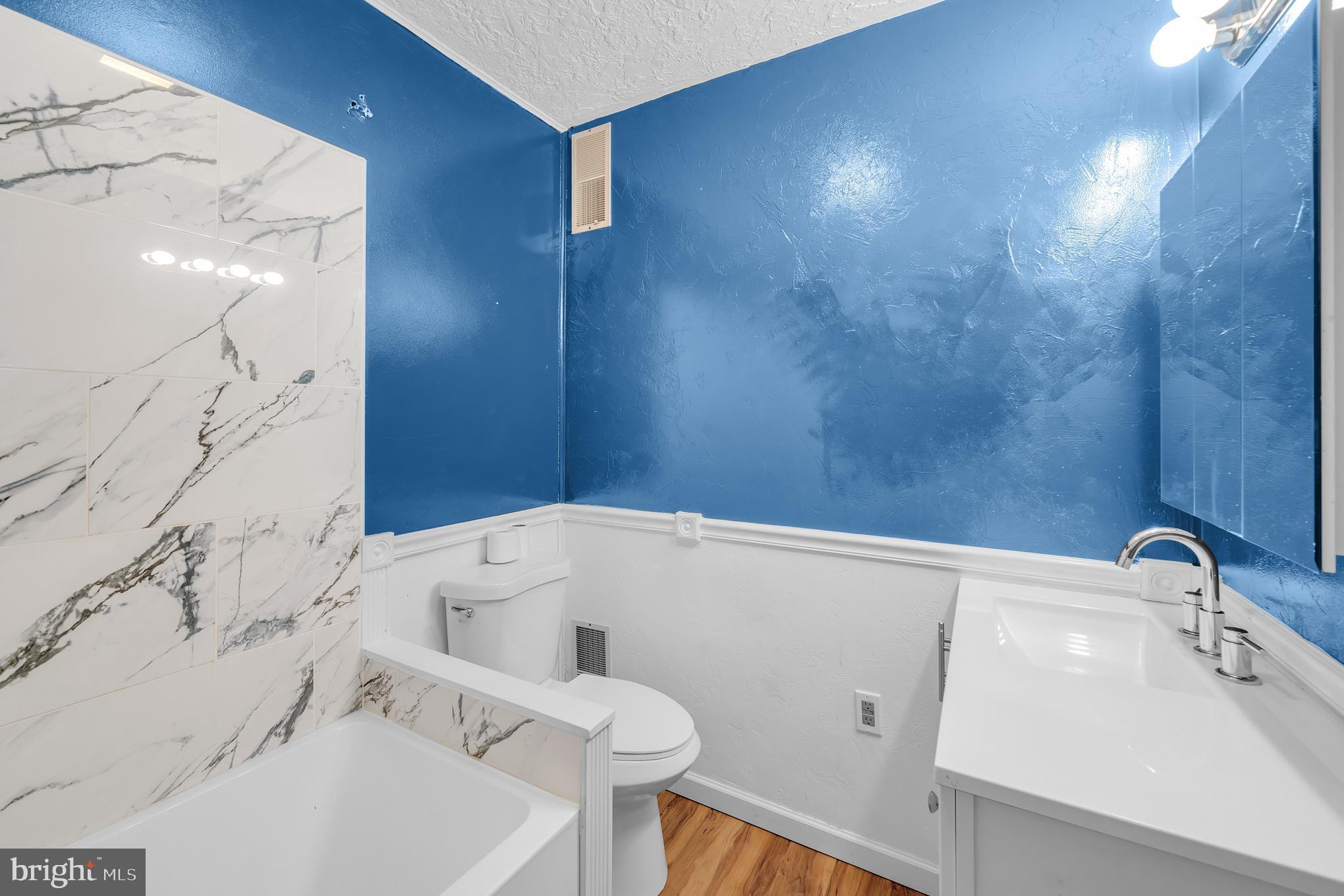 5013 East Berlin Road East Berlin, PA 17316 - Photo 17 of 44 En-Suite with tub/shower combo