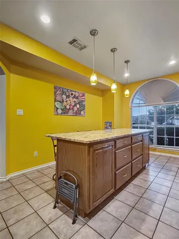 $2,450 | 86 Bridgewood Drive, Mansfield, TX 76063