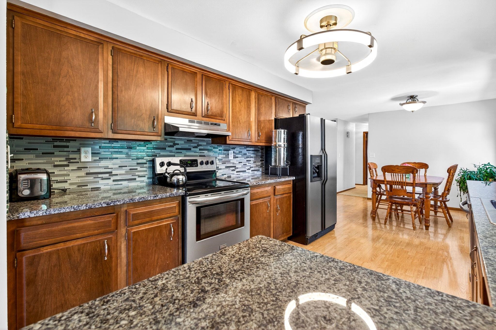 3320 East Crestview Drive Appleton, WI 54915 - Photo 13 of 45