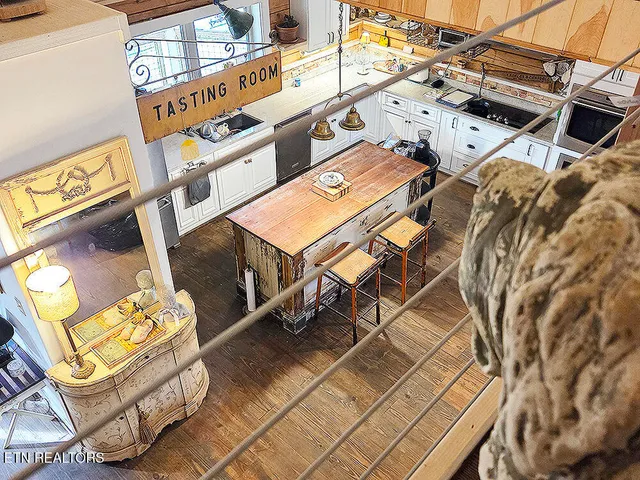 $399,500 | 223 Creek 150, Sweetwater, TN 37874