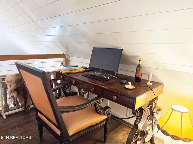 $399,500 | 223 Creek 150, Sweetwater, TN 37874