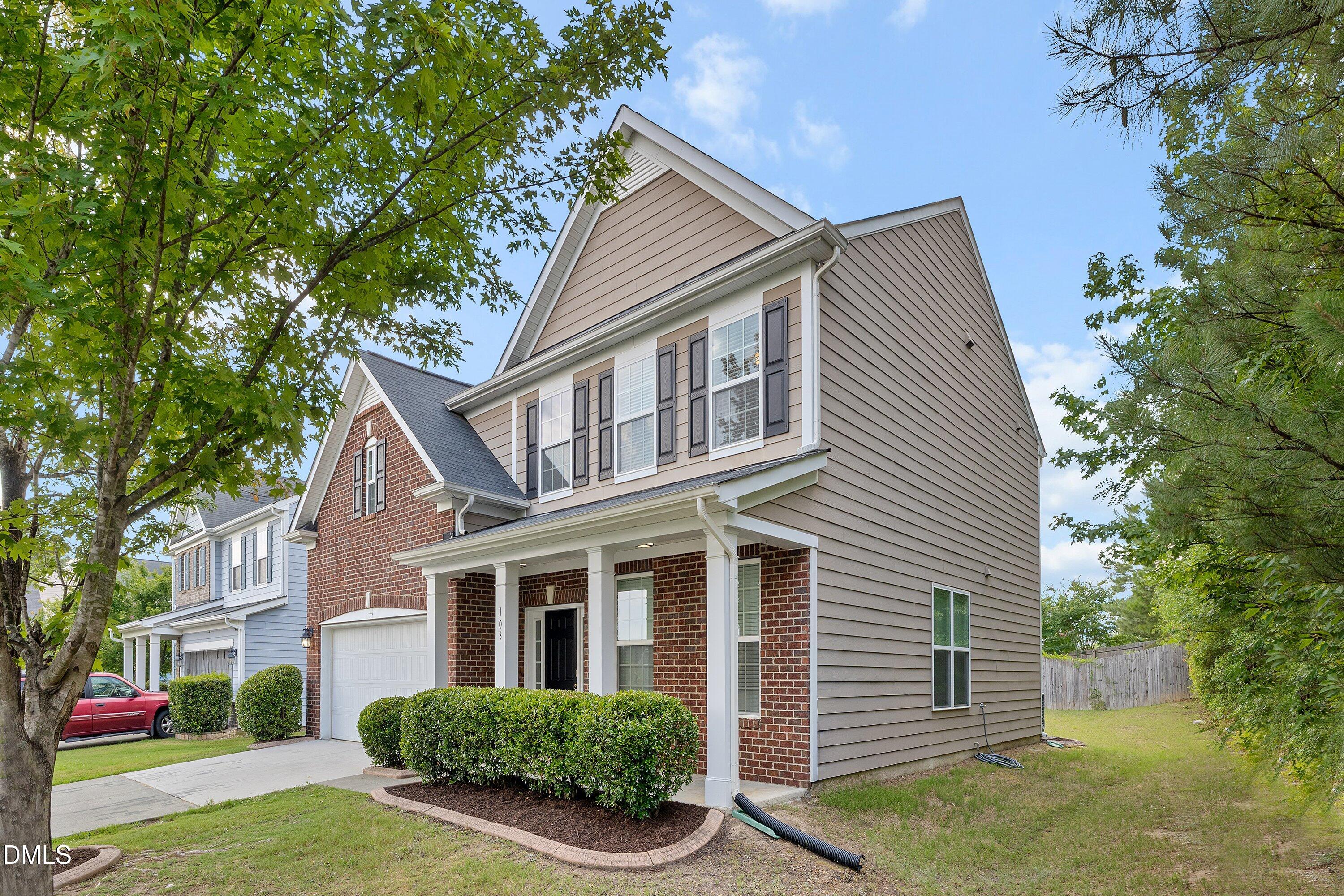 103 Thorngate Road Durham, NC 27703 - Photo 5 of 50 05-103 Thorngate Rd_7248