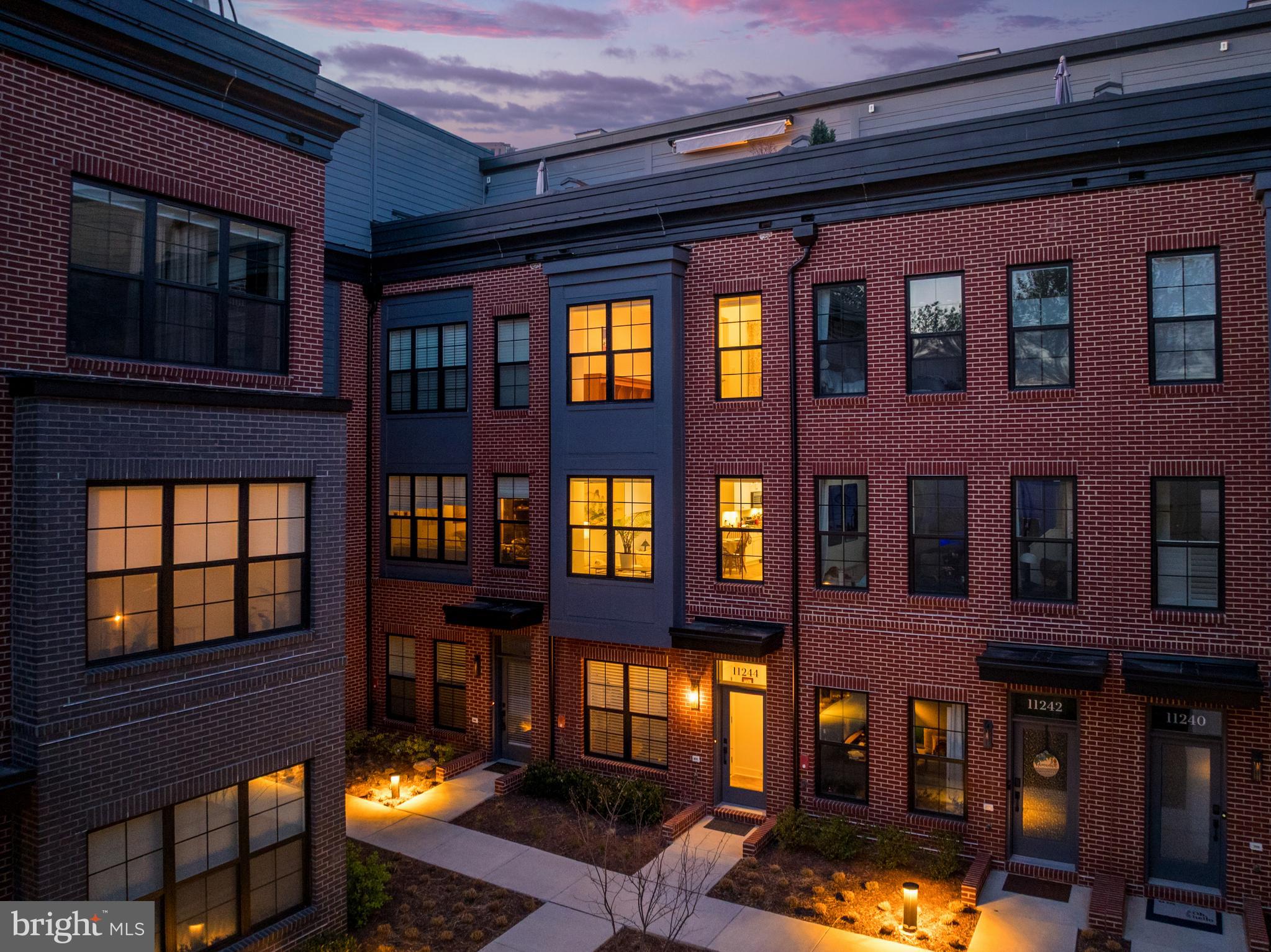 11244 Faraday Park Drive Reston, VA 20190 - Photo 2 of 46