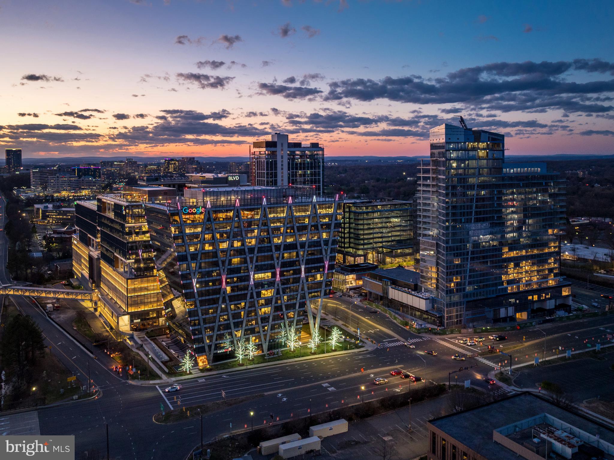 11244 Faraday Park Drive Reston, VA 20190 - Photo 3 of 46