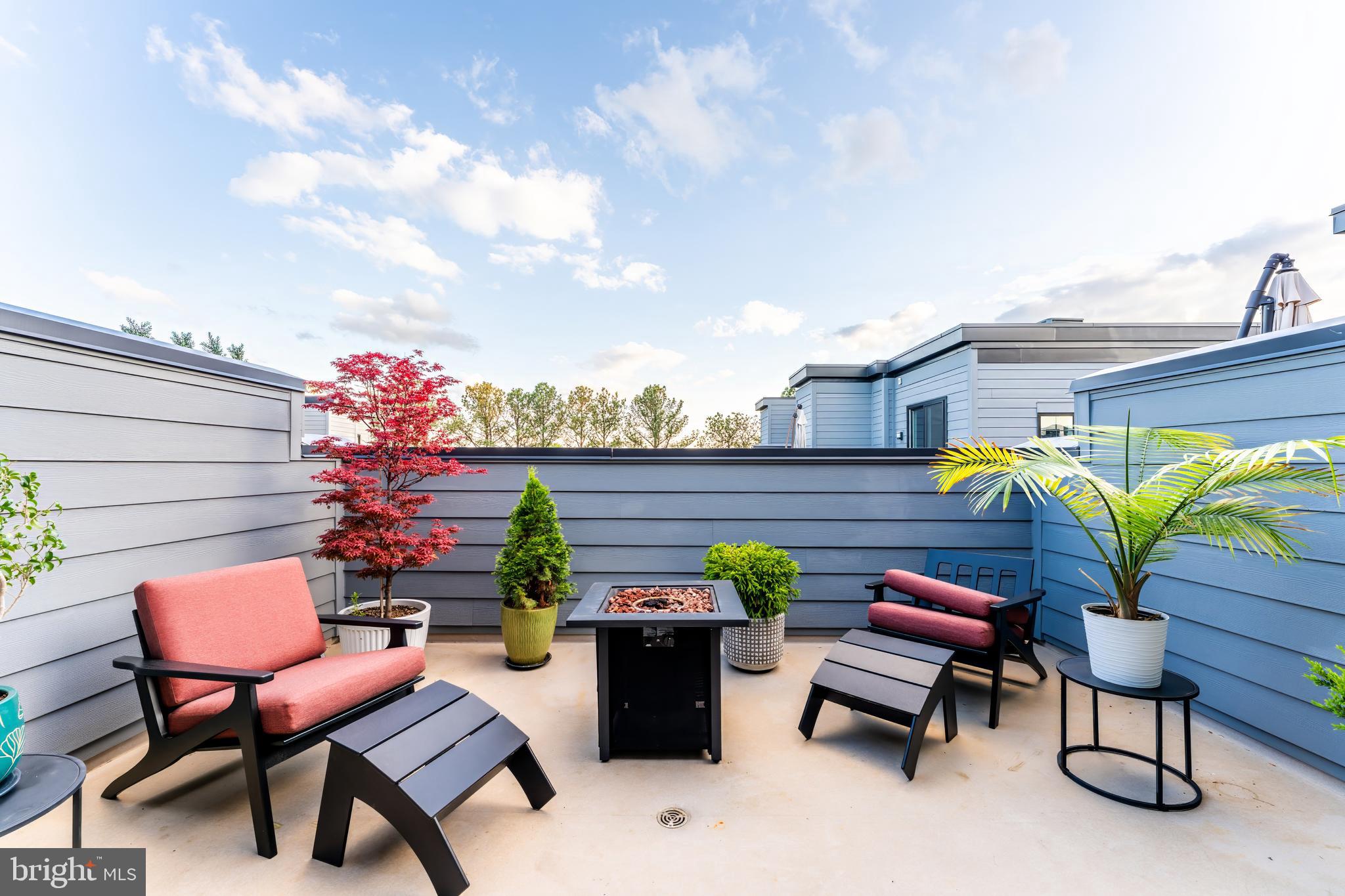 11244 Faraday Park Drive Reston, VA 20190 - Photo 37 of 46