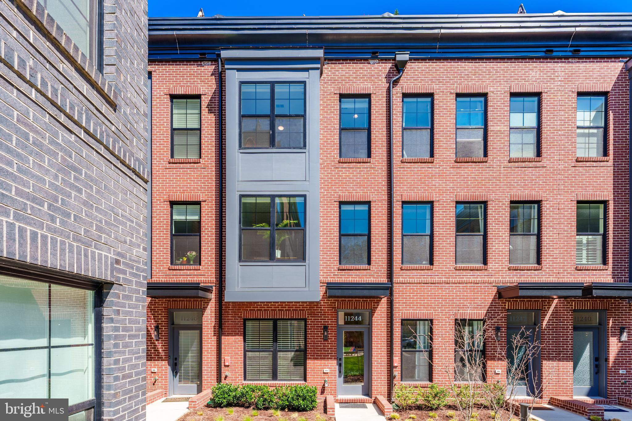 11244 Faraday Park Drive Reston, VA 20190 - Photo 42 of 46