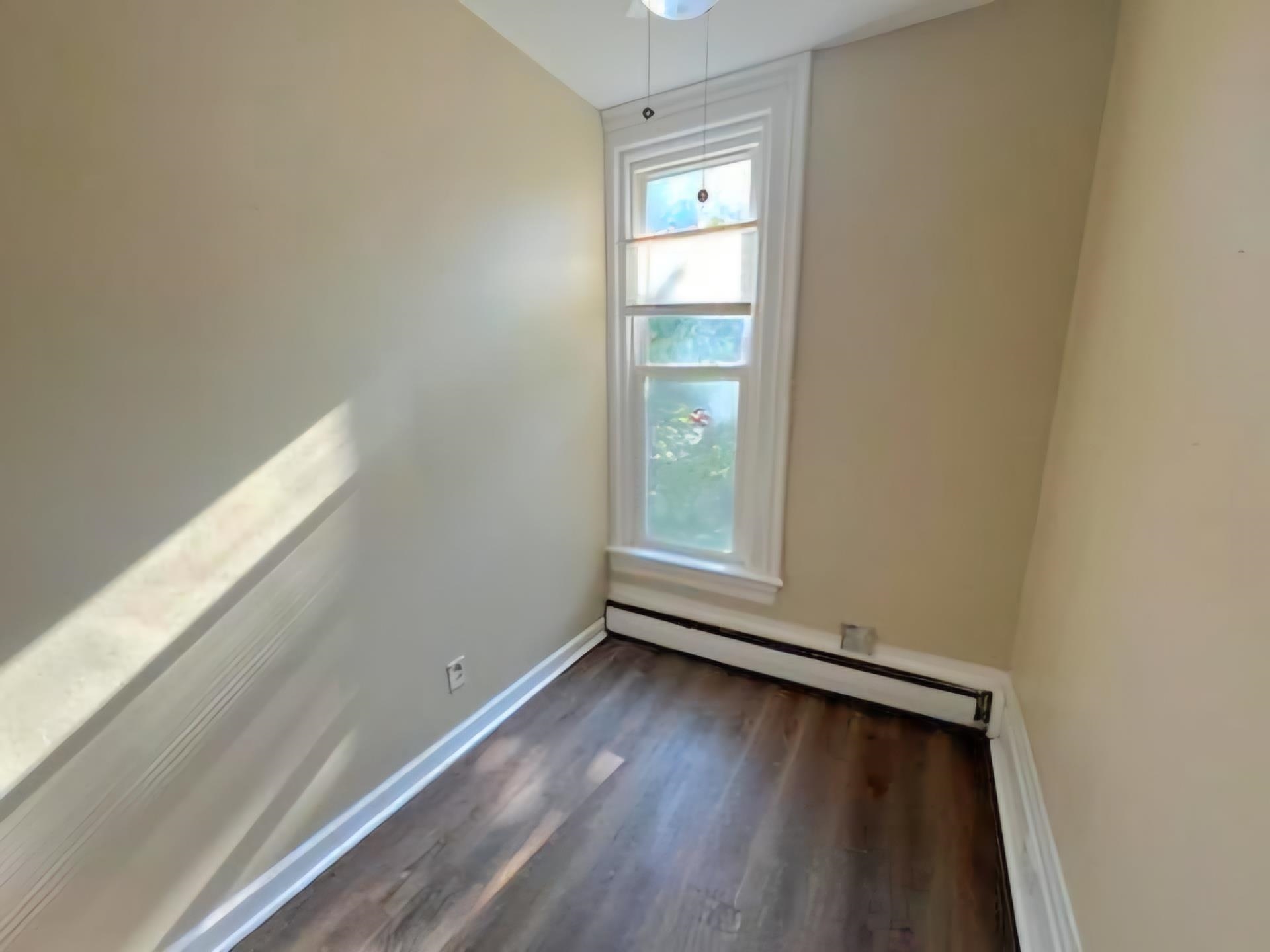 1009 9th Street, Unit 2 Bay City, MI 48708 - Photo 6 of 8
