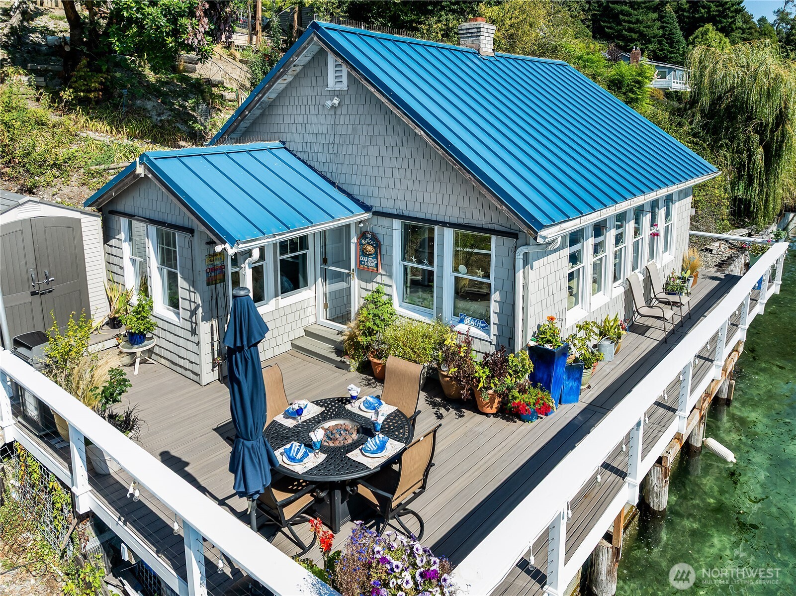 13037 Southwest Bachelor Road Vashon, WA 98070 - Photo 12 of 30 Gallery Image 12