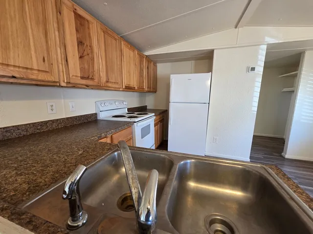 $1,100 | 104 C Clark Street, Ingram, TX 78025