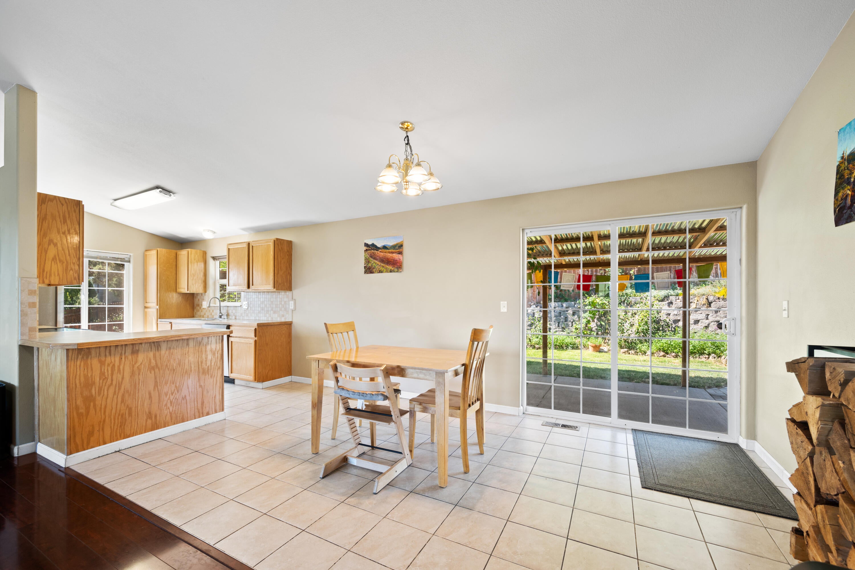 698 Deer Ridge Court Madras, OR 97741 - Photo 17 of 41 698DeerRidgeCt-18