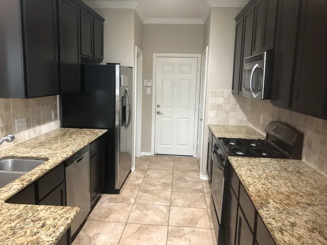 $2,300 | 6414 Haywards Crossing S Circle, Katy, TX 77494