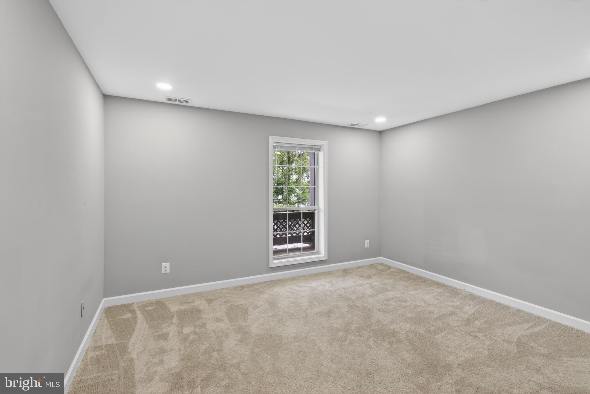 10114 Oakton Terrace Road Oakton, VA 22124 - Photo 16 of 22