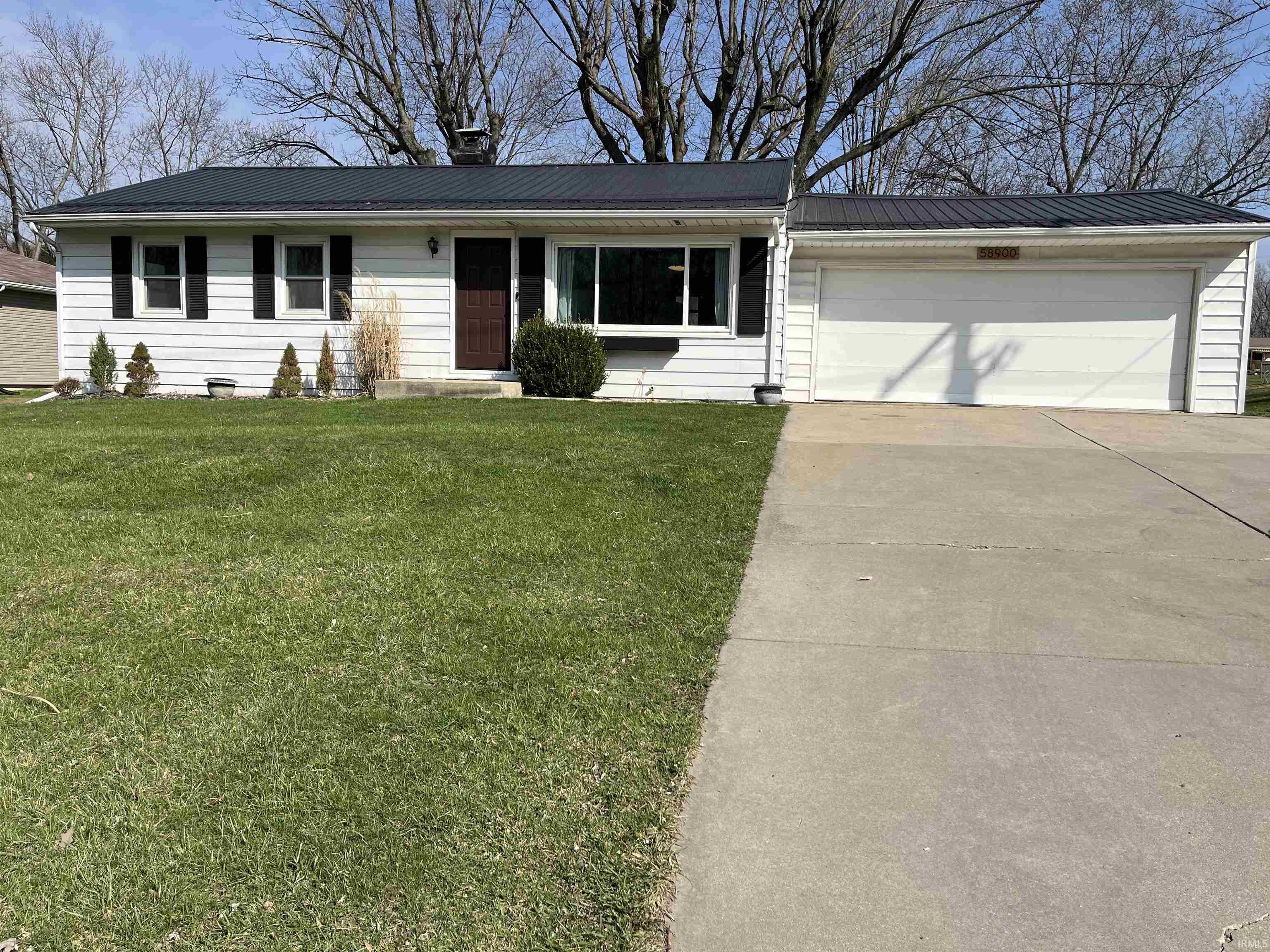 58900 State Rte 19 Elkhart, IN 46517 - Photo 1 of 19 Gallery Image 1