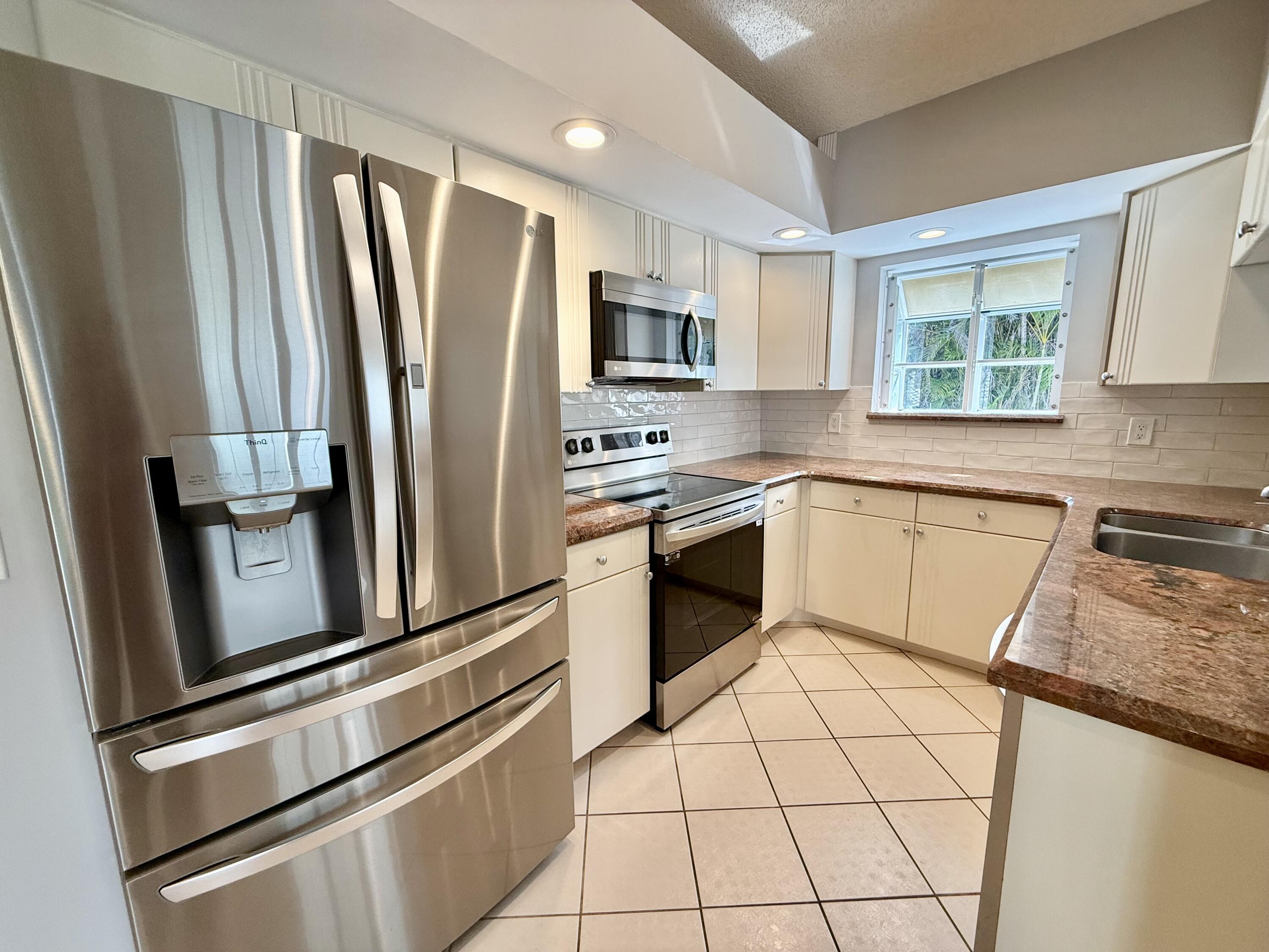 10911 Ladera Lane, Unit A Boca Raton, FL 33498 - Photo 6 of 45 IMG_3792