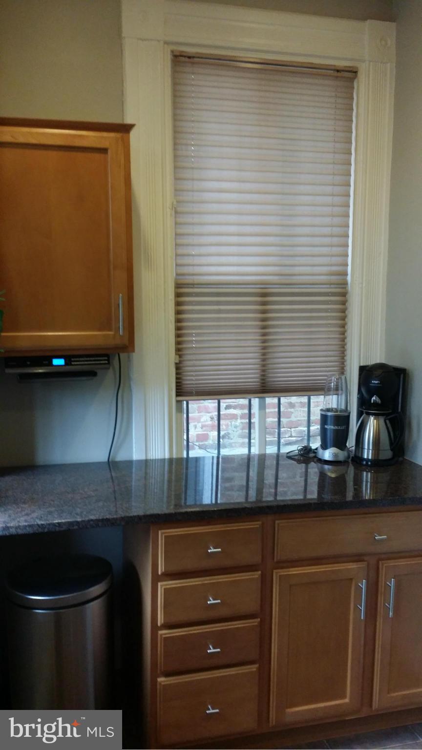 614 R Street Northwest Washington, DC 20001 - Photo 10 of 20 Kitchen