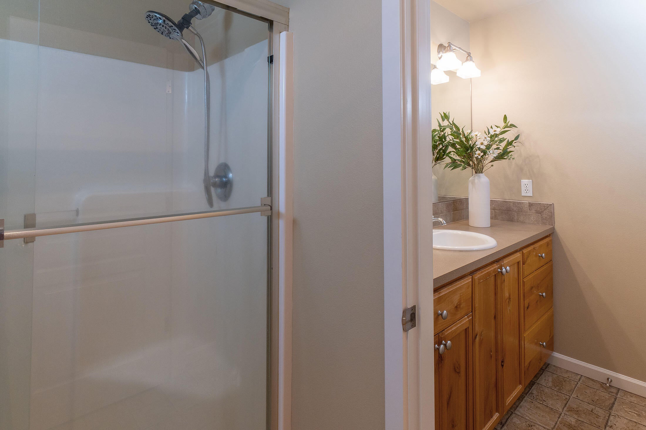 2822 Northwest Elm Avenue Redmond, OR 97756 - Photo 15 of 29 2822 NW Elm Ave_0049 copy