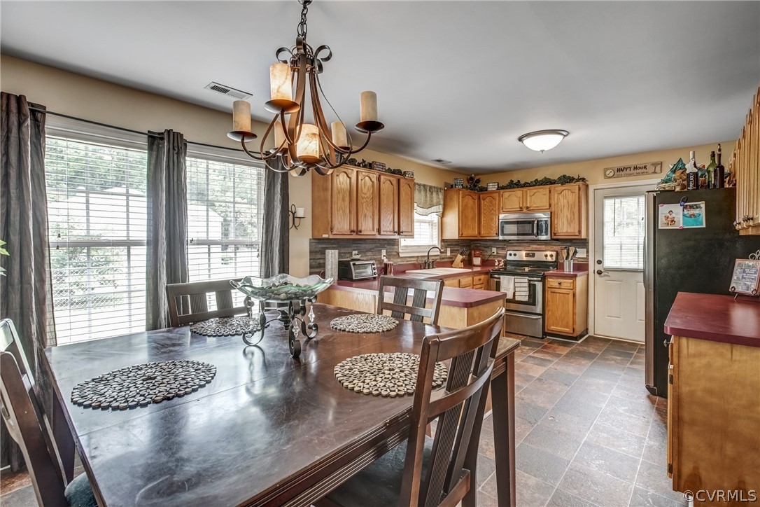 6335 Emmaus Church Road Providence Forge, VA 23140 - Photo 4 of 31 Gallery Image 4