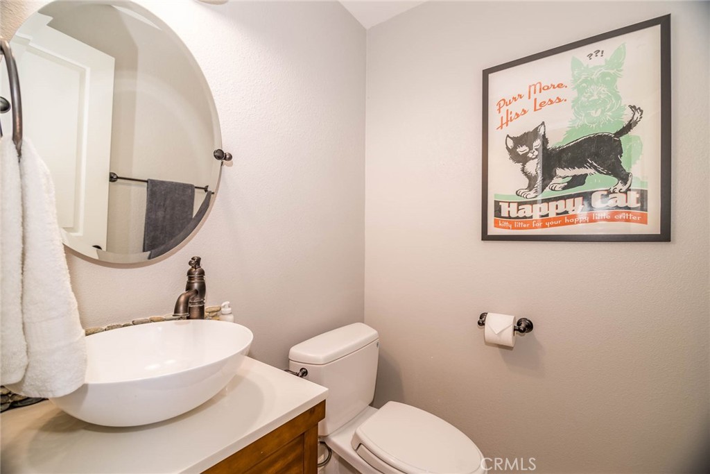 38049 Crocus Lane Palm Desert, CA 92211 - Photo 8 of 60