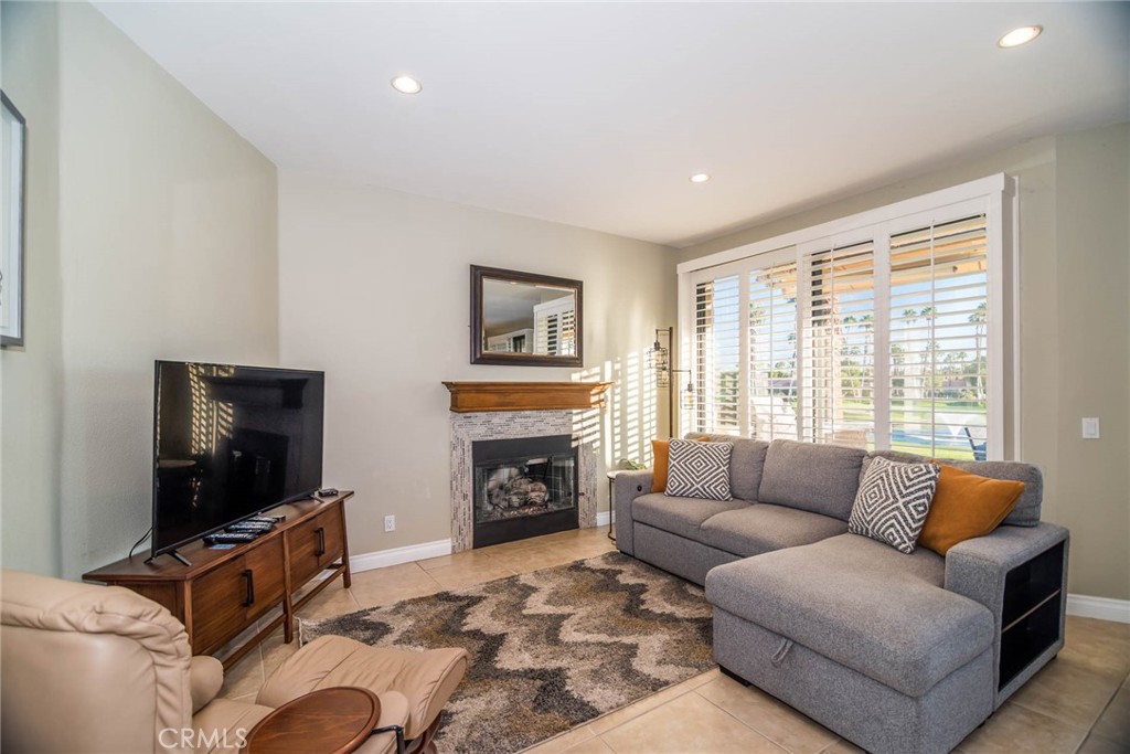 38049 Crocus Lane Palm Desert, CA 92211 - Photo 9 of 60