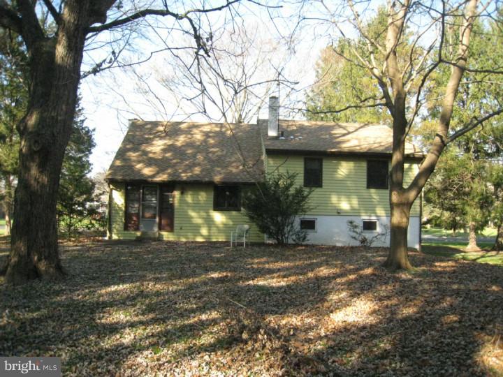 1213 Hoffman Road Ambler, PA 19002 - Photo 4 of 23 Exterior Back