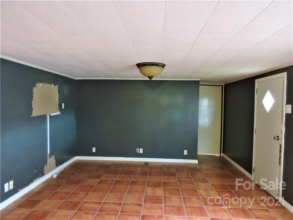 720 Jackson Loop Road Flat Rock, NC 28731 - Photo 13 of 22 Gallery Image 13