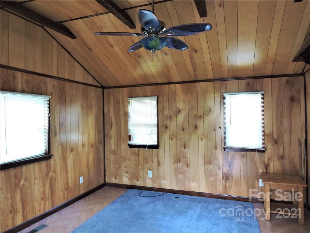 720 Jackson Loop Road Flat Rock, NC 28731 - Photo 19 of 22 Gallery Image 19