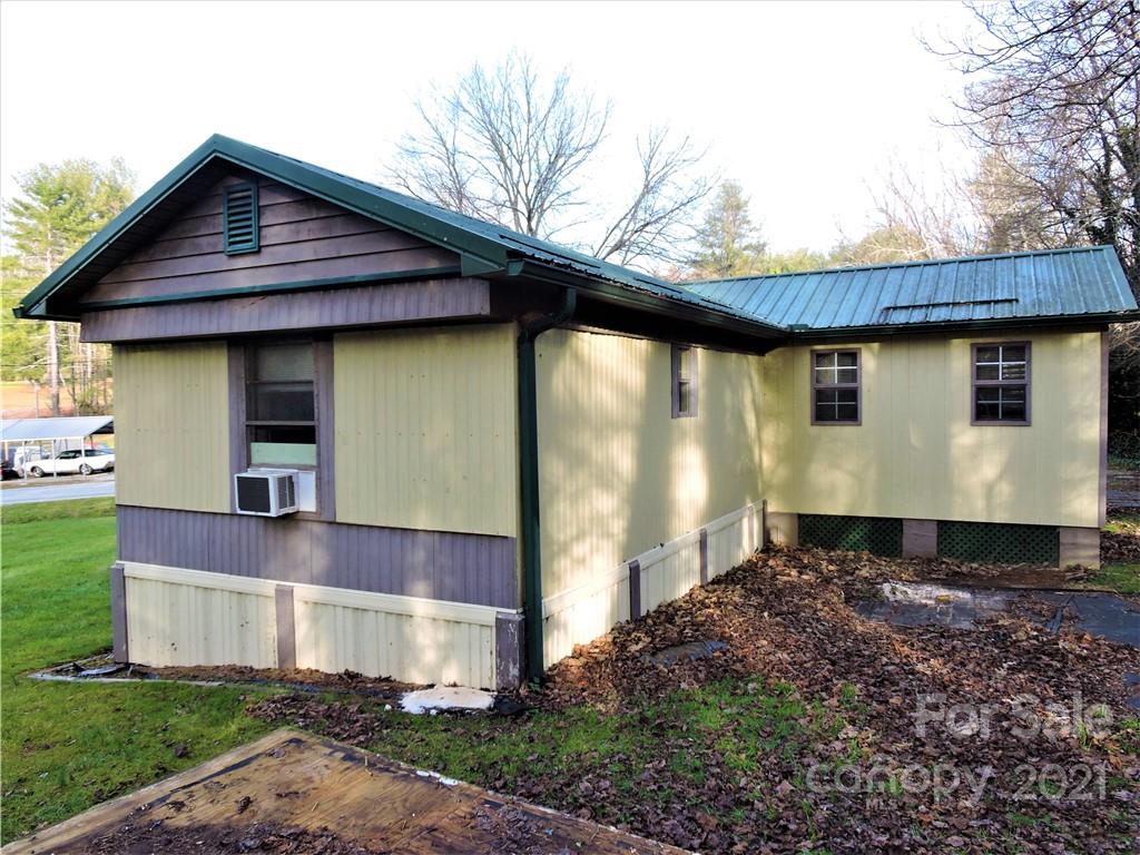 720 Jackson Loop Road Flat Rock, NC 28731 - Photo 20 of 22 Gallery Image 20