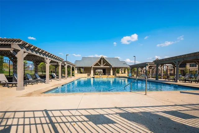 $2,950 | 208 Venice Avenue, Flower Mound, TX 75028