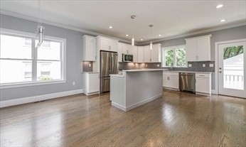 46 Murray Hill Road Boston, MA 02131 - Photo 9 of 28