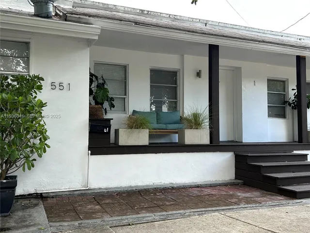 $2,250 | 551 Northwest 41st Street, Unit 1, Miami, FL 33127