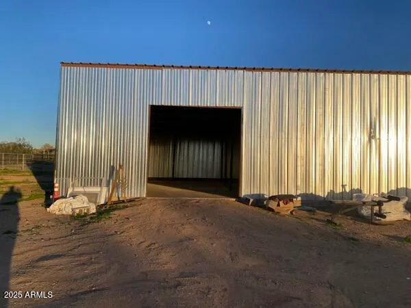 $1 | 37406 North 15th Avenue, Phoenix, AZ 85086