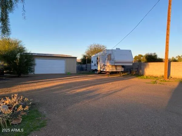 $1 | 37406 North 15th Avenue, Phoenix, AZ 85086