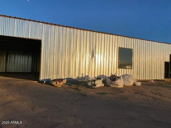 $1 | 37406 North 15th Avenue, Phoenix, AZ 85086