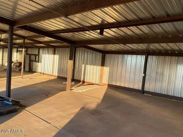 $1 | 37406 North 15th Avenue, Phoenix, AZ 85086