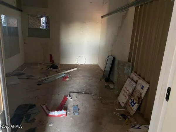 $1 | 37406 North 15th Avenue, Phoenix, AZ 85086