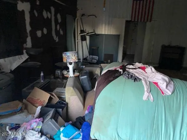 $1 | 37406 North 15th Avenue, Phoenix, AZ 85086