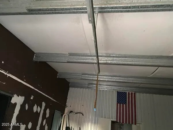 $1 | 37406 North 15th Avenue, Phoenix, AZ 85086