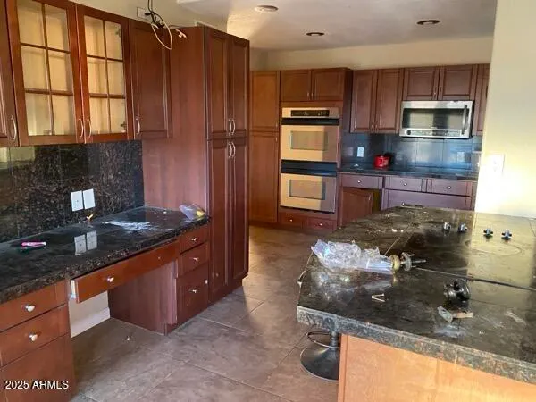 $1 | 37406 North 15th Avenue, Phoenix, AZ 85086