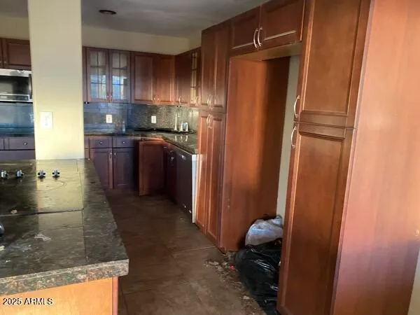 $1 | 37406 North 15th Avenue, Phoenix, AZ 85086